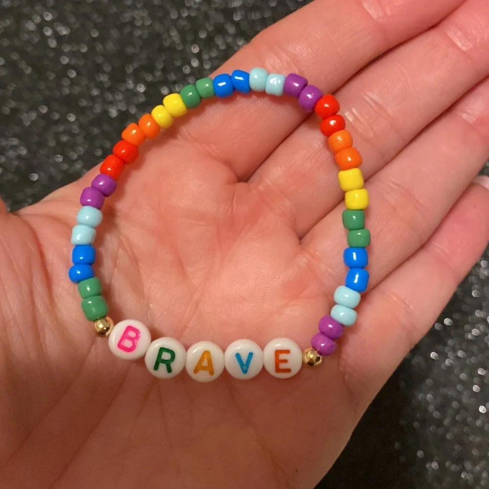 Kids rainbow beaded stretch bracelet